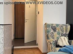 I dropped my towel right in front of the delivery guy 😏 real flashing moment