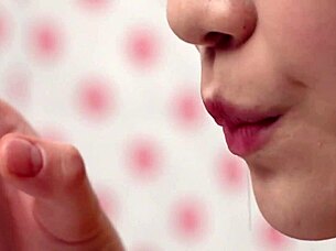 Oh gosh, this cute idol-level girl does dildo and dick blowjob, shows off masturbation, and gets facial cumshot