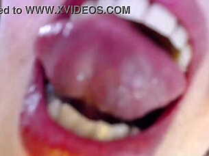 peed in jamjams shorts from curvy mature sexpot dawnskye1962 😏