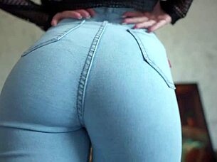 Feel my perfect ass grinding on your face in these jeans!