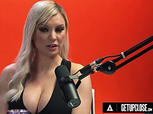 UP CLOSE - HOW WOMEN ORGASM With Busty Pawg Milf Kenzie Taylor