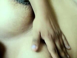 Amanec� Caliente Hints At Steamy Amateur Masturbation In Homemade Fat Fun