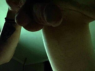 hey, wanna try prostate fingering with anal play until massive cumshot explodes?