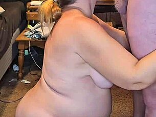 Blowjob With A FACIAL To Pregnant Wife