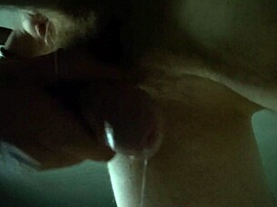 hey, wanna try prostate fingering with anal play until massive cumshot explodes?