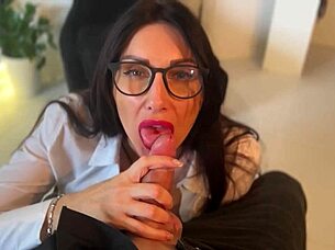 Intense secretary job interview ends with hot cumshot on face