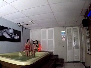 Putaria no pub turns into a wild amateur session with a latina milf sucking a monster cock until creampie.