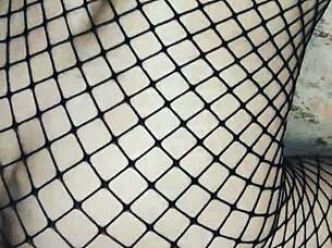 milf wife tries out sex with hubby’s friend 😏