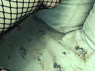 milf wife tries out sex with hubby’s friend 😏