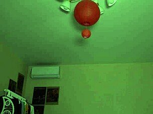 Try On Sexy Bikinis Boldly