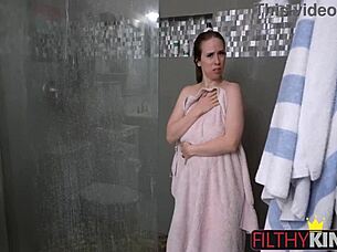 Milf seals raw deal with eager seeker in intense sex arrangement!