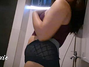 Pinay Horny Big Tits Milf Gets Wet And Wild For Huge Cumshot Now