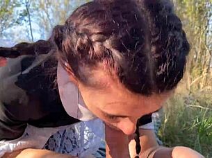 The amateur couple enjoyed fucking a skinny hottie in the bushes during their first time outdoors.