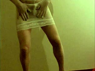 Hey, check me out in white nylon panty and highheels?