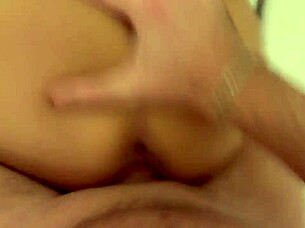 i met this hot colombian turist on tindr and fuked her hard on our frist date part too