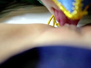 Thai guy licks Japanese schoolgirl's pussy until she screams in hotel! 🇹🇭🇯🇵😱