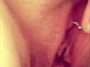 Worship Sexy Goddess Piss from Hot Pussy