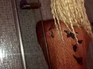 White ass bounces rome major mounts blonde curvy barbi in milf big tits cowgirl ride