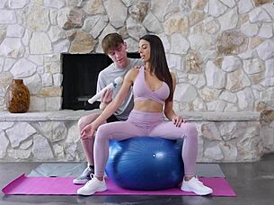 Trainer tests Eva Long's pussy endurance with his big cock