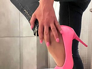 desperate pee soaking my jeans and pink high heels in this homemade european fetish clip