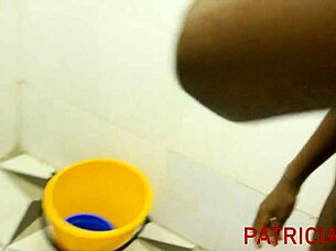 Ghetto boyfriend pounds ebony big tits babe in hardcore floor sex!