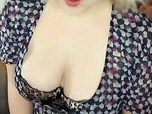 Members of Blondiie's Circle, You've Seen My Hard Videos!