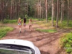 Picked Up Three Lesbians In Forest They Masturbate Together In Outdoor Group Action