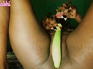 Village bhabhi uses brinjal