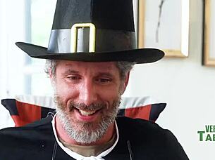 Wet Thanksgiving Feast Of Lust And Squirting Juices With Horny Milf Exploding!