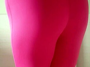 Wow, pink gymwear update in tight leggings for workout!  