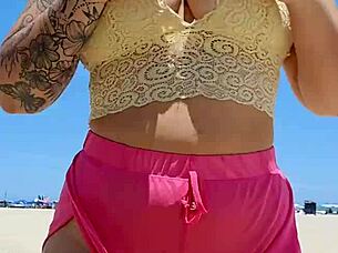 Arrumei Um Amante Que Trabalha Na Praia e Agora Vou Quase Pelada Pra Deixar Ele Duro