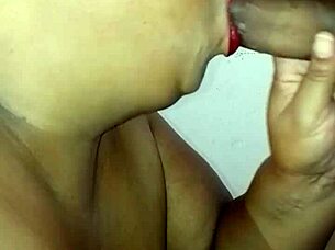 Chupada gostosa turns into bbw wife fucking in passionate 1on1 session 😏