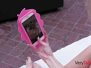 Sexy Selfies for an Old Man