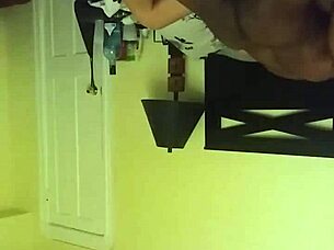 Freddy got fingers in a fun Latina adventure with clever twists