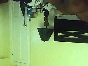 Freddy got fingers in a fun Latina adventure with clever twists