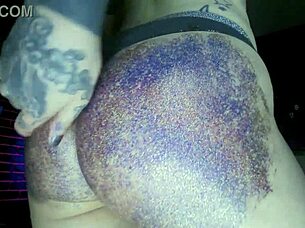 Who Wants This Big Butt Oil Massage with Colourful Glitters and Sexy Curves?!