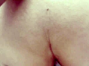 i fucked my friend while watching tv and she got a hot creampie in her tight pussy