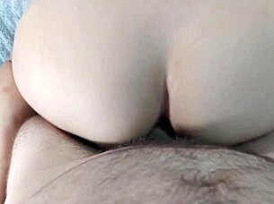 fuck that hairy pussy girl and cum on her ass 🍑💦