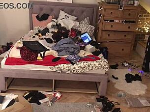 Girls Throw Wild Party With Tiny Thongs And Boob Pasties Dancing!