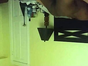 Freddy got fingers in a fun Latina adventure with clever twists