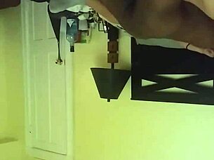 Freddy got fingers in a fun Latina adventure with clever twists