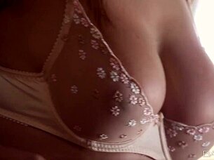 Wow, touch of joy with Layla Rose on Babes!