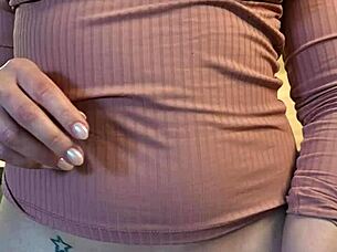 Blonde Milf Enjoys Womanizer Toy For Mind Blowing Orgasm In Solo Session