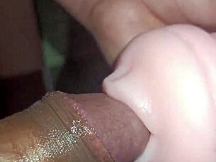 i crave the thrill of kissing both sides from vagina to mouth intensely