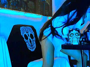 The wonderful Blue masturbates for you live with her big dildo... oh wait, I mean, she's usin' it to pleasure herself wildly!