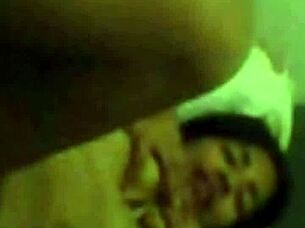 Teen Blonde Amateur Masturbates in Homemade Reality Video