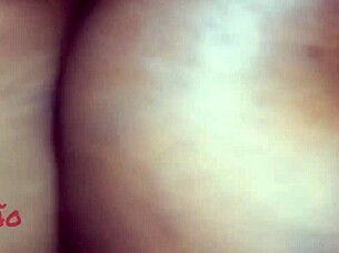 i mean, like, socando no cu da preta de ladinho with that huge ebony ass spreadin wide