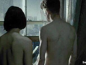 suzanna hamilton in 1984 movie scene