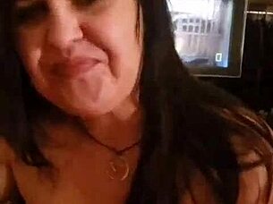 Discover the story of Kandy Kane in a casual chat about everyday life