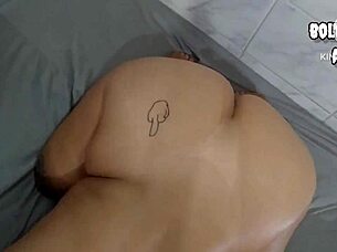 Blonde Milf Amateur Goes Wild In High Definition Anal Action With Latina Flair!